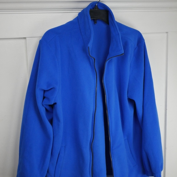 Roebuck and Co 3 in 1Navy Blazer - Picture 6 of 8